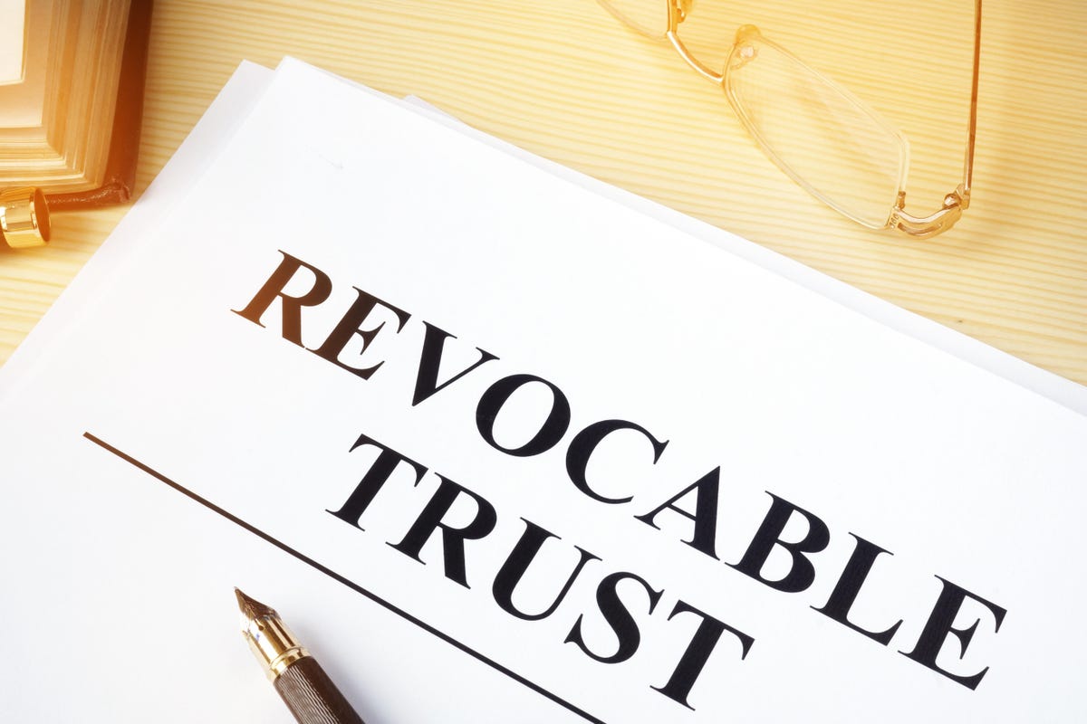 Revocable Living Trust Or Irrevocable Trust: Which One is Right for You?